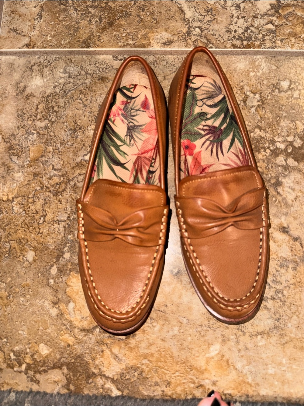 Women’s b.o.c. Leather Penny Loafers